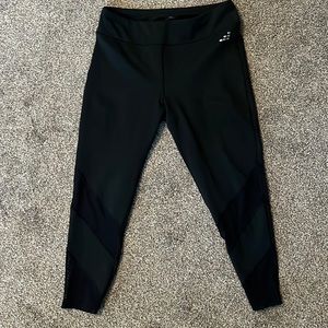 BCG Capri Legging with Mesh Cutout Size M